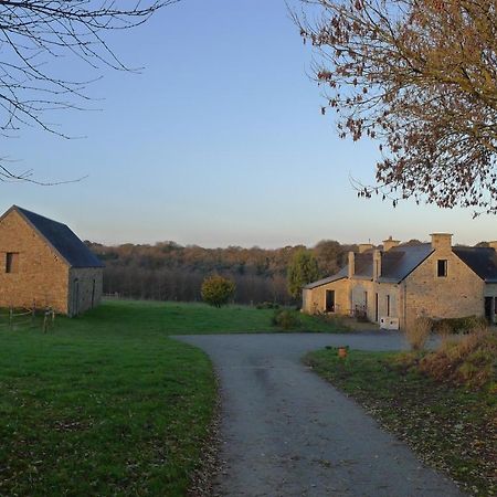 Bed and Breakfast Le nid d'hirondelles à Plougoumelen Extérieur photo